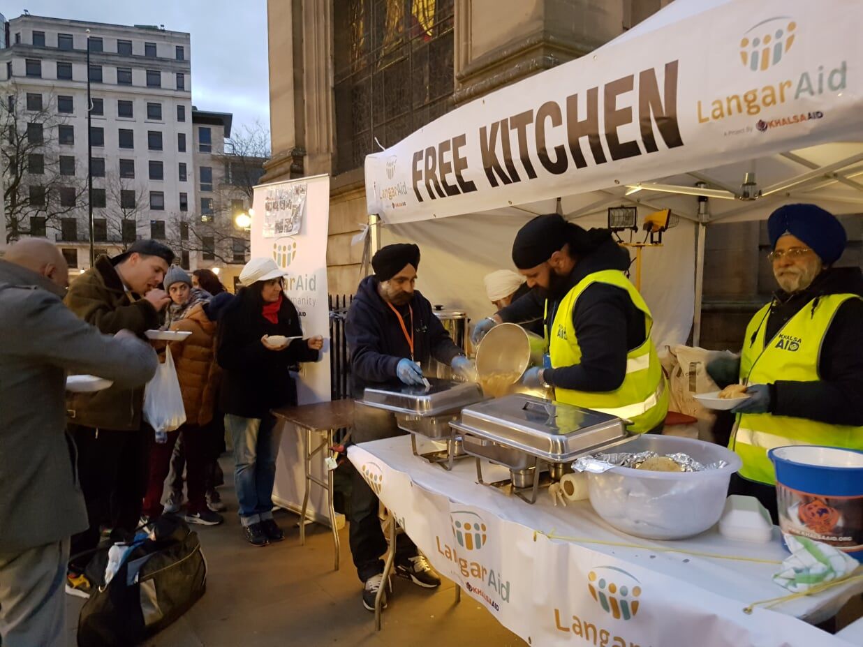 Langar Aid team